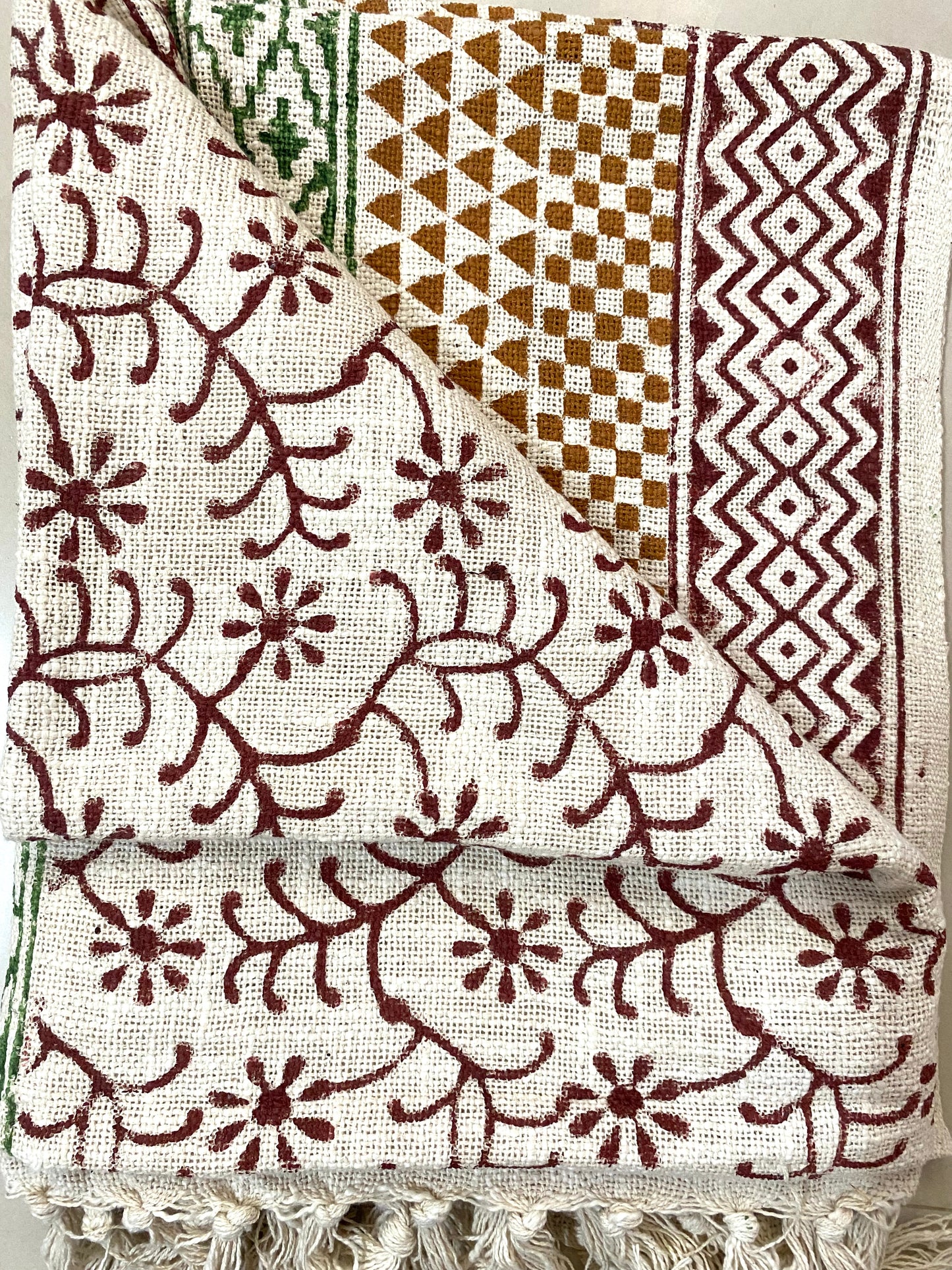 Hand Blockprinted Cotton Sofa Throws - Maroon floral - Green border