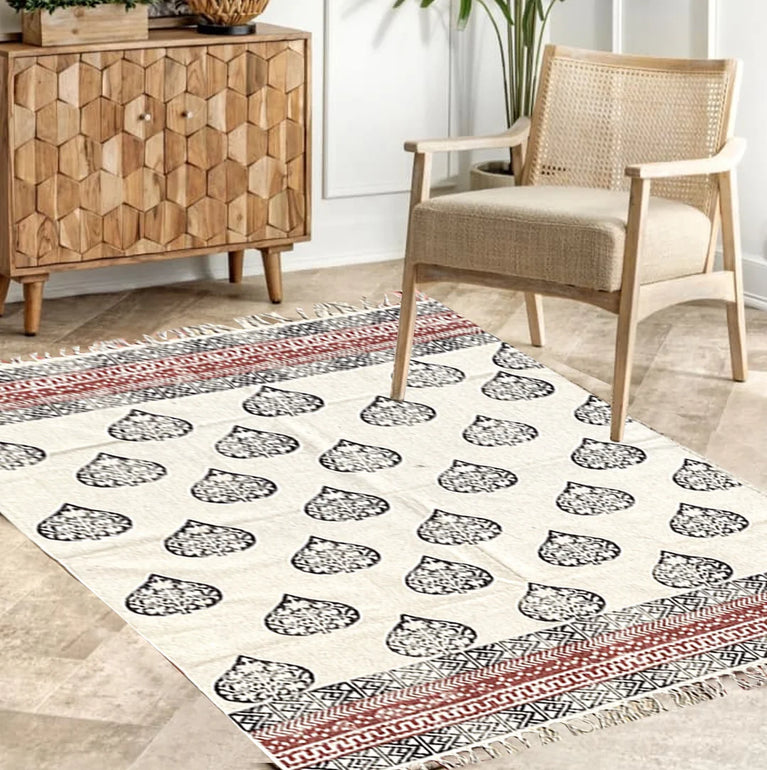 Printed cotton rug black and brown