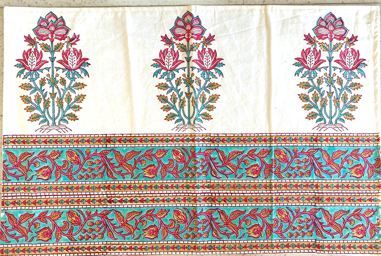 Hand Blockprinted Cotton Double Bedsheet With Pillow Covers