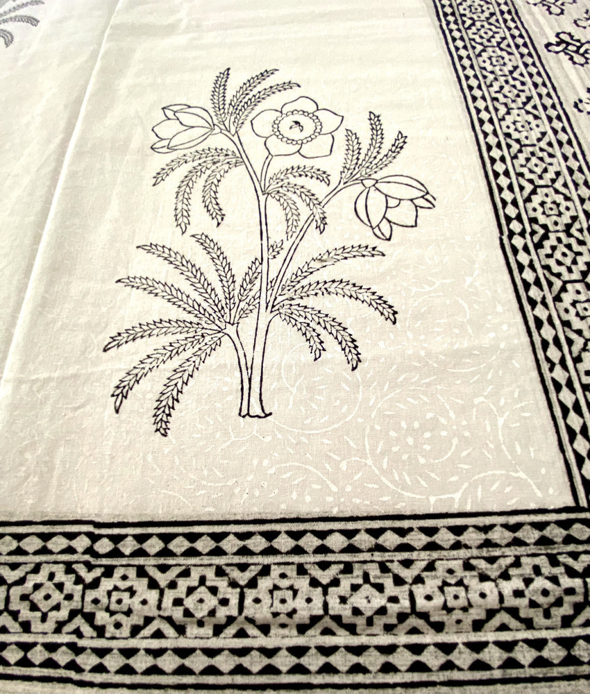 Hand Blockprinted Cotton Double Bedsheet With Pillow Covers