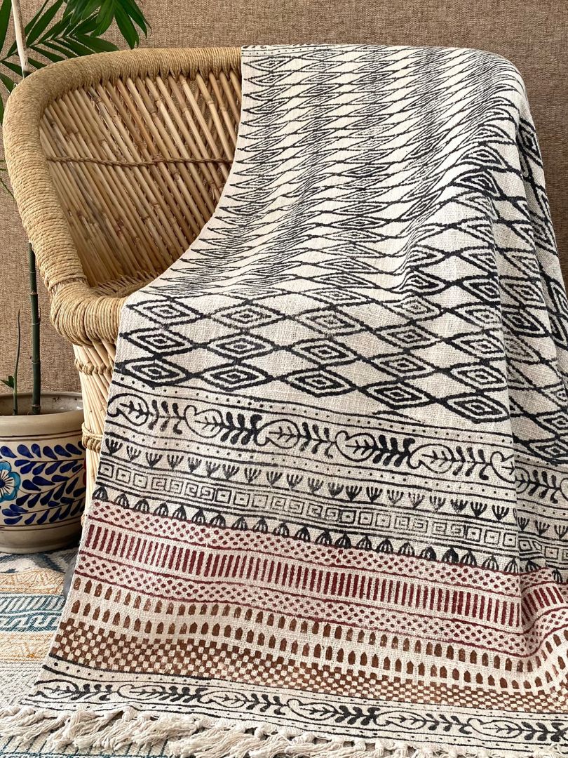 Hand blockprinted Cotton Sofa Throws-Geometric pattern