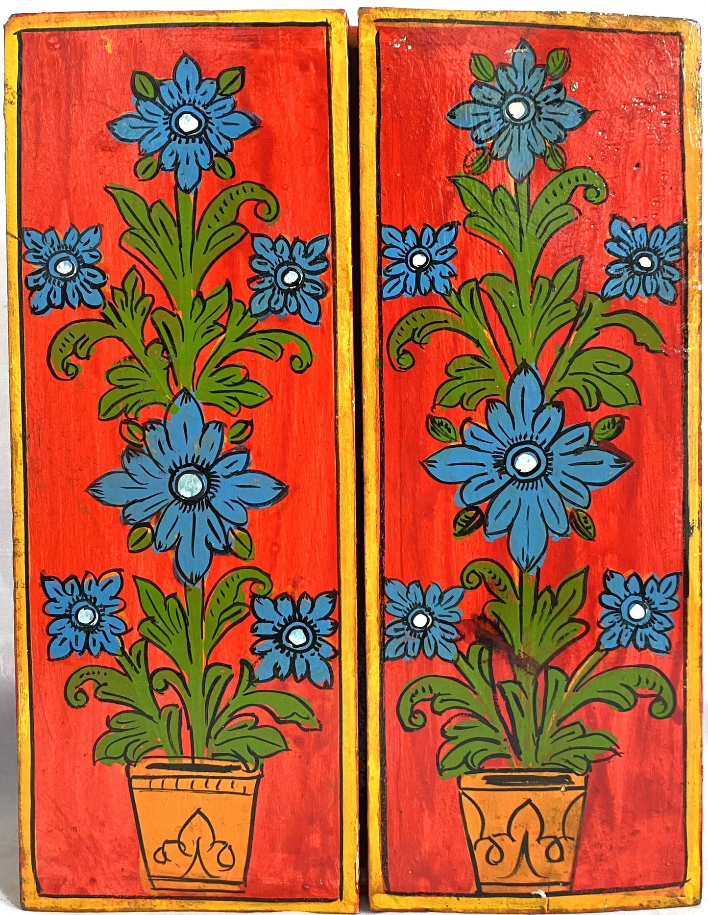 Wooden Handpainted Table Clock from Bassi Chittorgarh